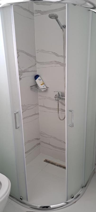 סרנדה Apartment Alex מראה חיצוני תמונה